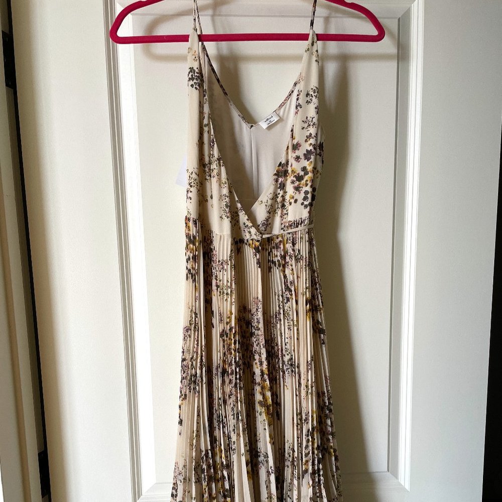 NWT XS Aritzia Wilfred Wraparound Midi Dress with Tie Waist